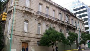 60450_web-colegio-lenguas-vivas_BIG-1280x720